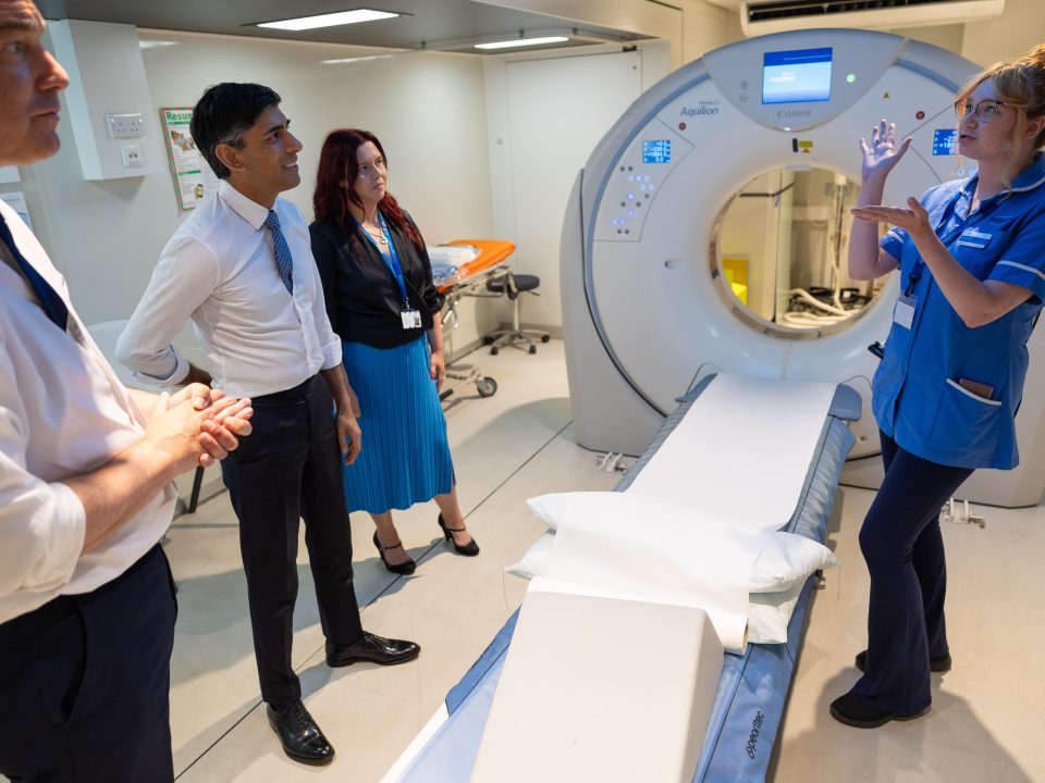 Prime Minister and Secretary of State for Health and Social Care visit Nottingham to announce new lung cancer screening roll out
